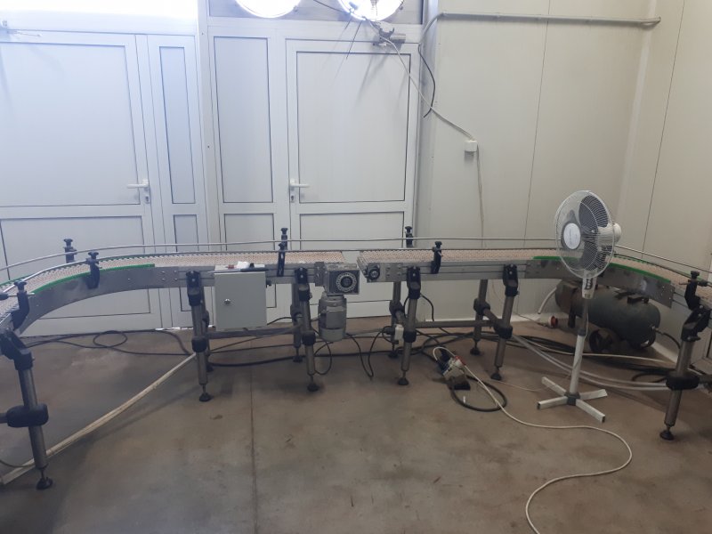 Design and Manufacturing of Belt Conveyors